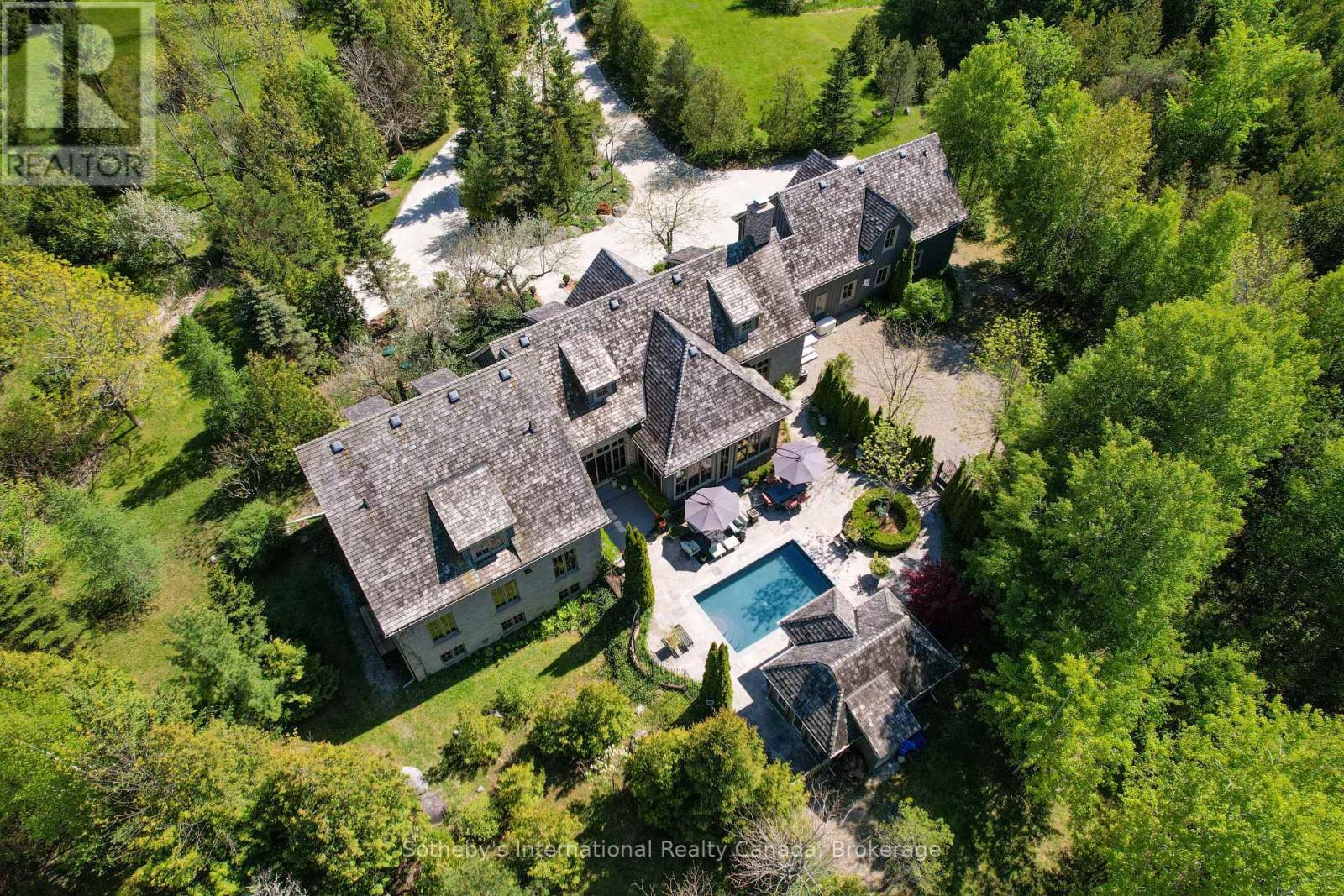 828327 Grey Road 40, Blue Mountains, Ontario  N0H 1J0 - Photo 4 - X12255365