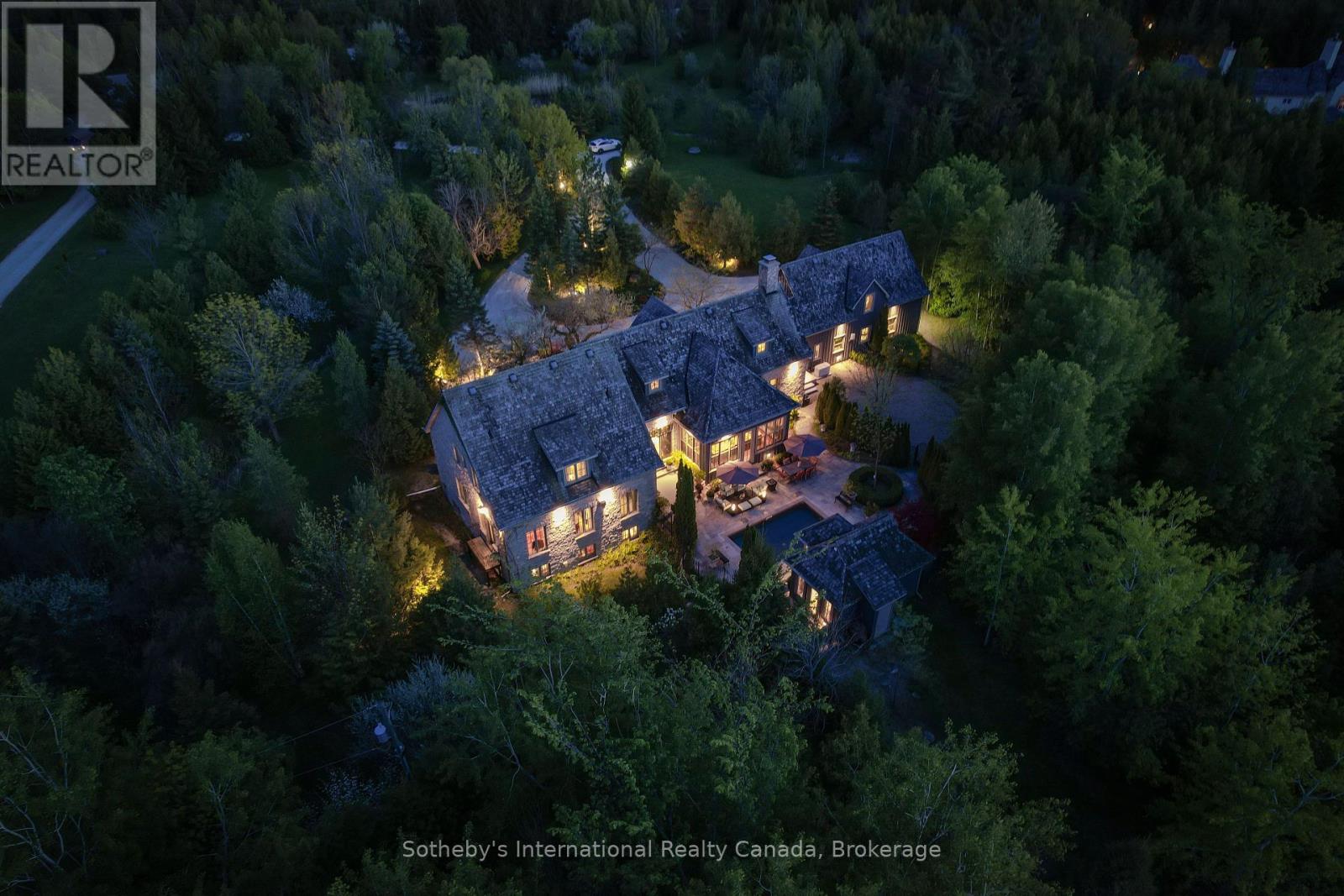 828327 Grey Road 40, Blue Mountains, Ontario  N0H 1J0 - Photo 6 - X12255365