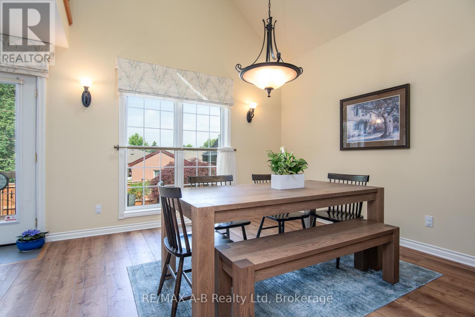 292 Woods Street, Stratford, Ontario  N5A 7T4 - Photo 24 - X12255396