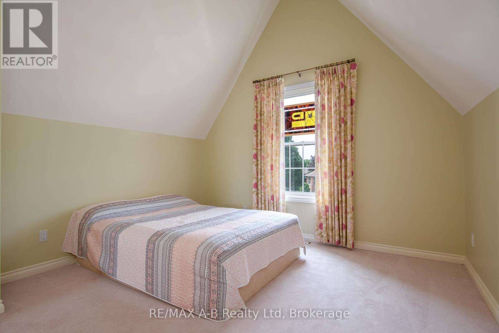292 Woods Street, Stratford, Ontario  N5A 7T4 - Photo 43 - X12255396