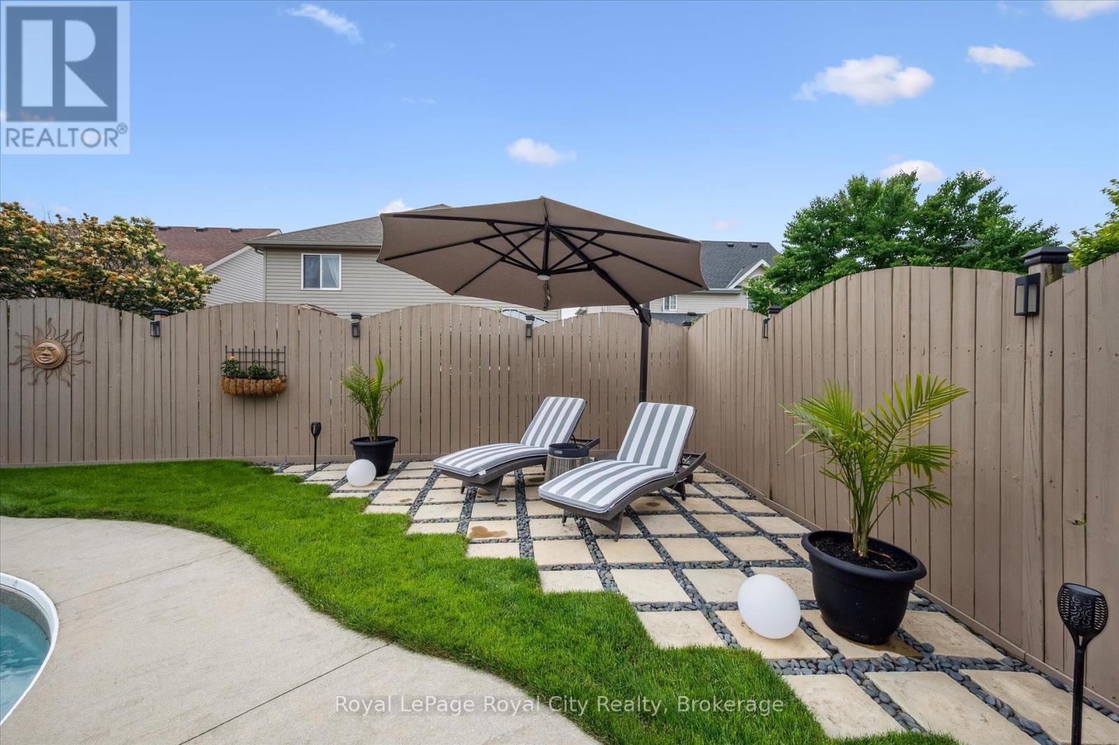 279 Farley Drive, Guelph, Ontario  N1L 1N6 - Photo 39 - X12255469
