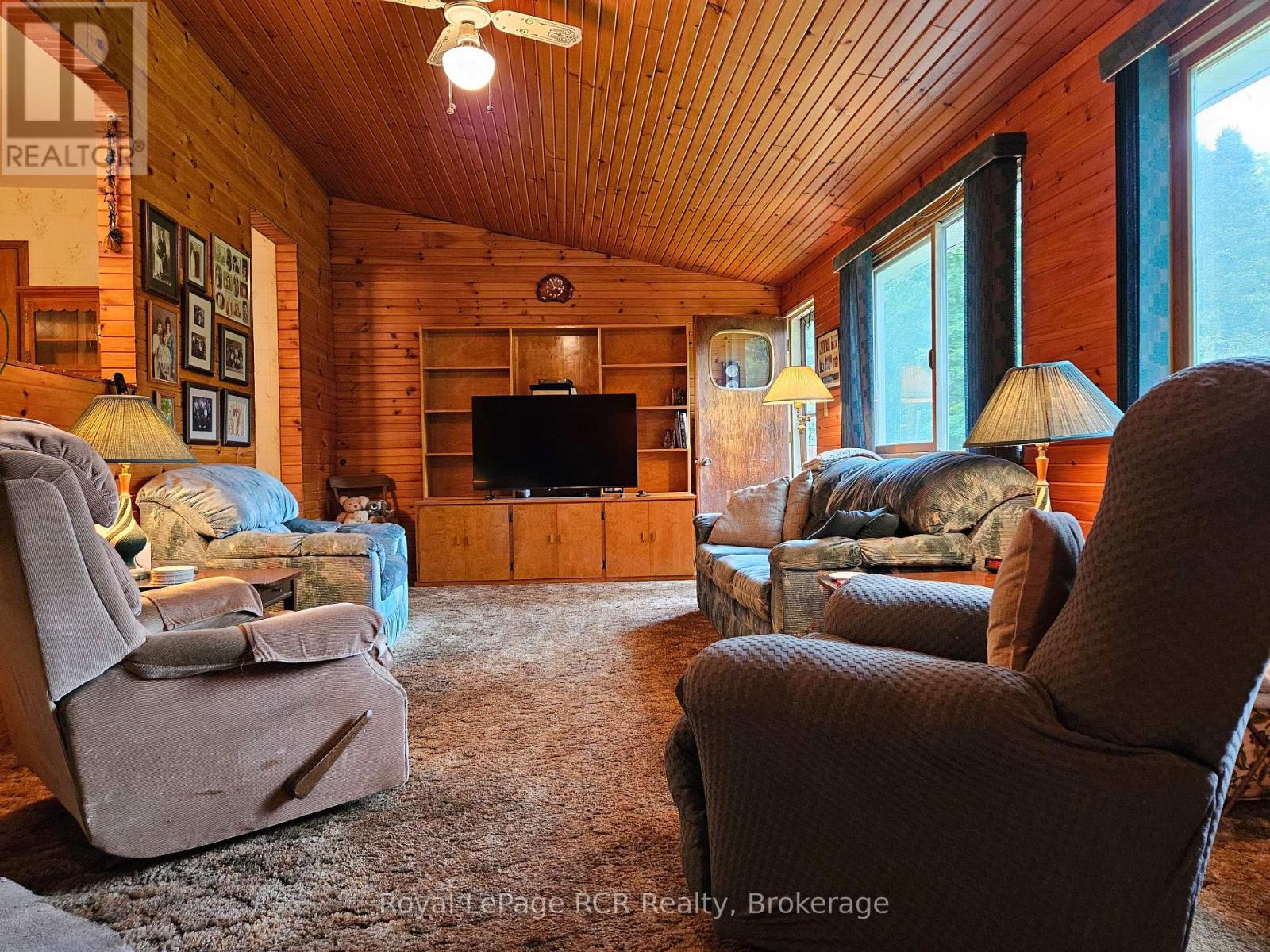 303482 Indian Acres Road W, Georgian Bluffs, Ontario  N4K 0G3 - Photo 6 - X12255481