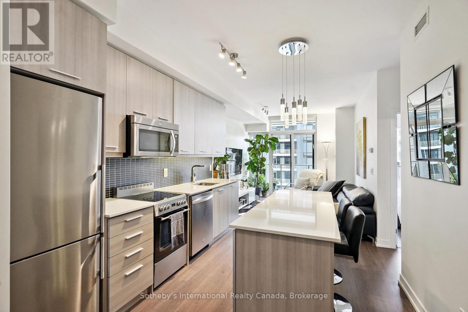 903 - 105 George Street, Toronto, Ontario  M5A 0L4 - Photo 5 - C12255508
