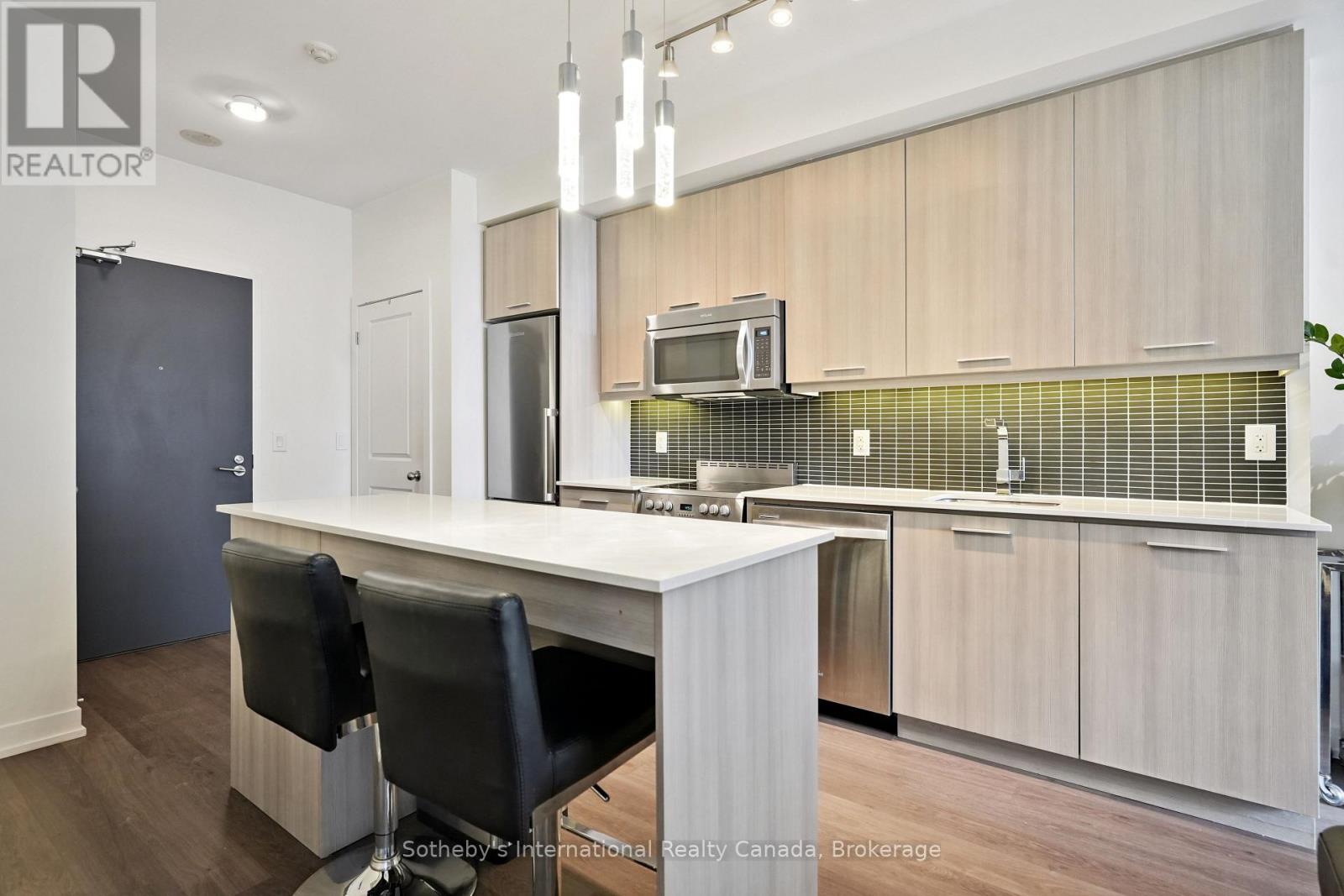 903 - 105 George Street, Toronto, Ontario  M5A 0L4 - Photo 8 - C12255508