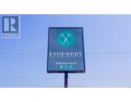 813 QUEEN STREET South, Chatham, Ontario