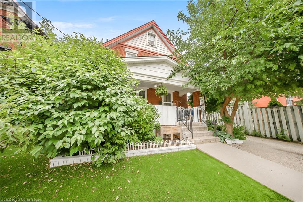 Property at 54 LAUREL Street image 1