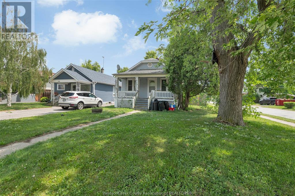 Property at 703 CHARLOTTE STREET image 5