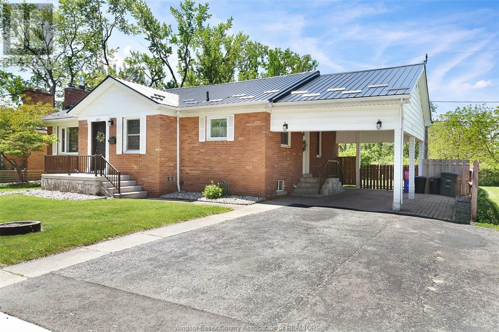 Property at 3105 CALIFORNIA AVENUE image 4