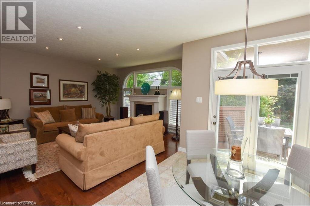 51 Queensway Drive, Brantford, Ontario  N3R 7H2 - Photo 11 - 40745999