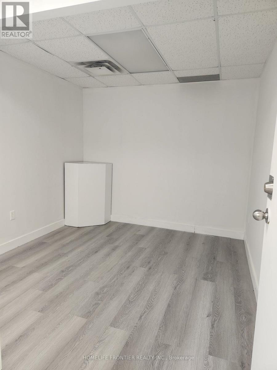 301 - 77 Finch Avenue W, Toronto, Ontario  M2N 2H5 - Photo 5 - C12255488