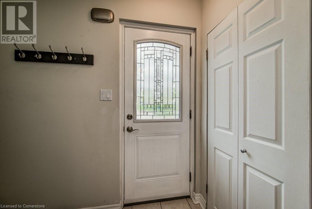 Property at 35 WAVERLY Road image 3