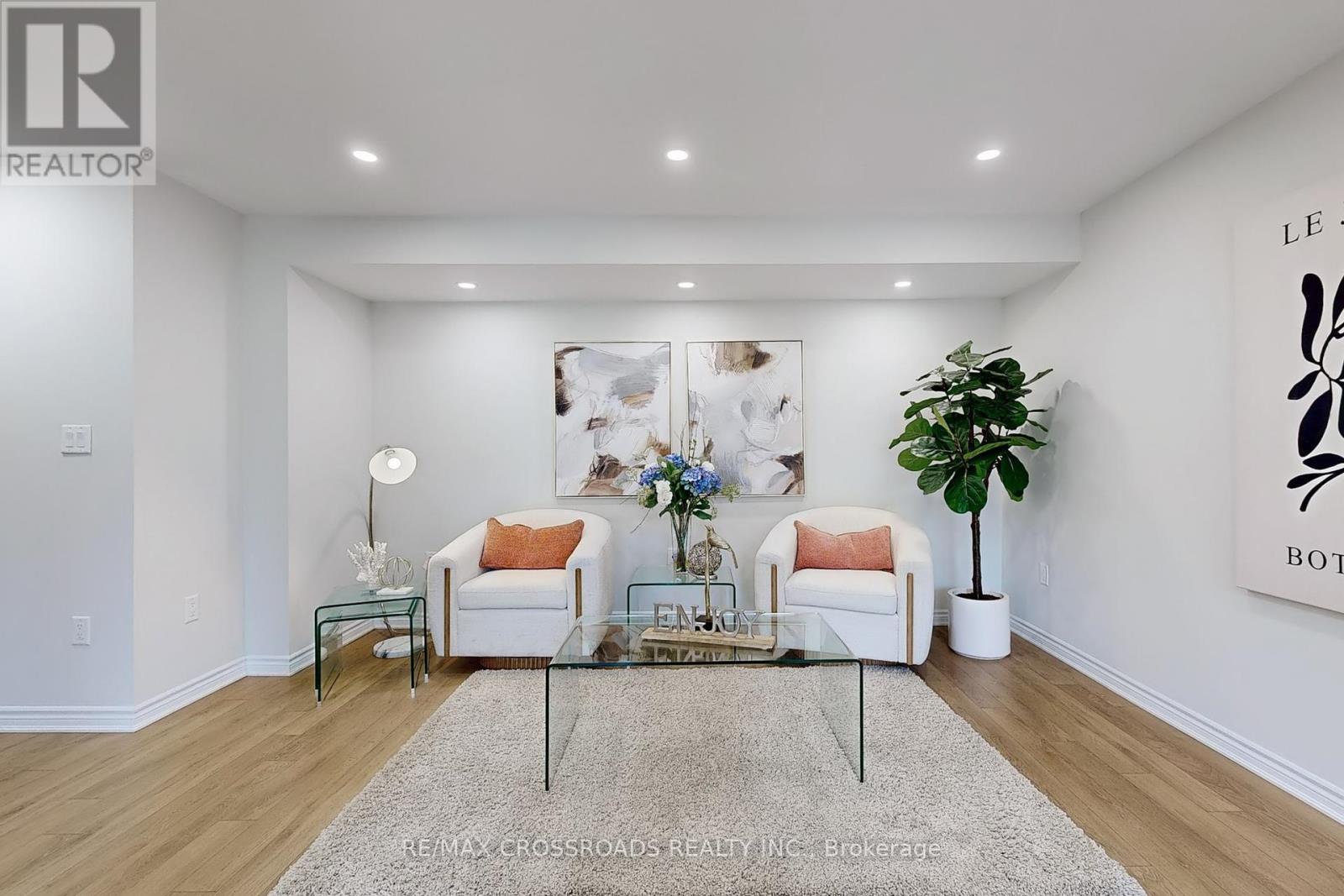 Property at 90 MINLOW WAY image 3