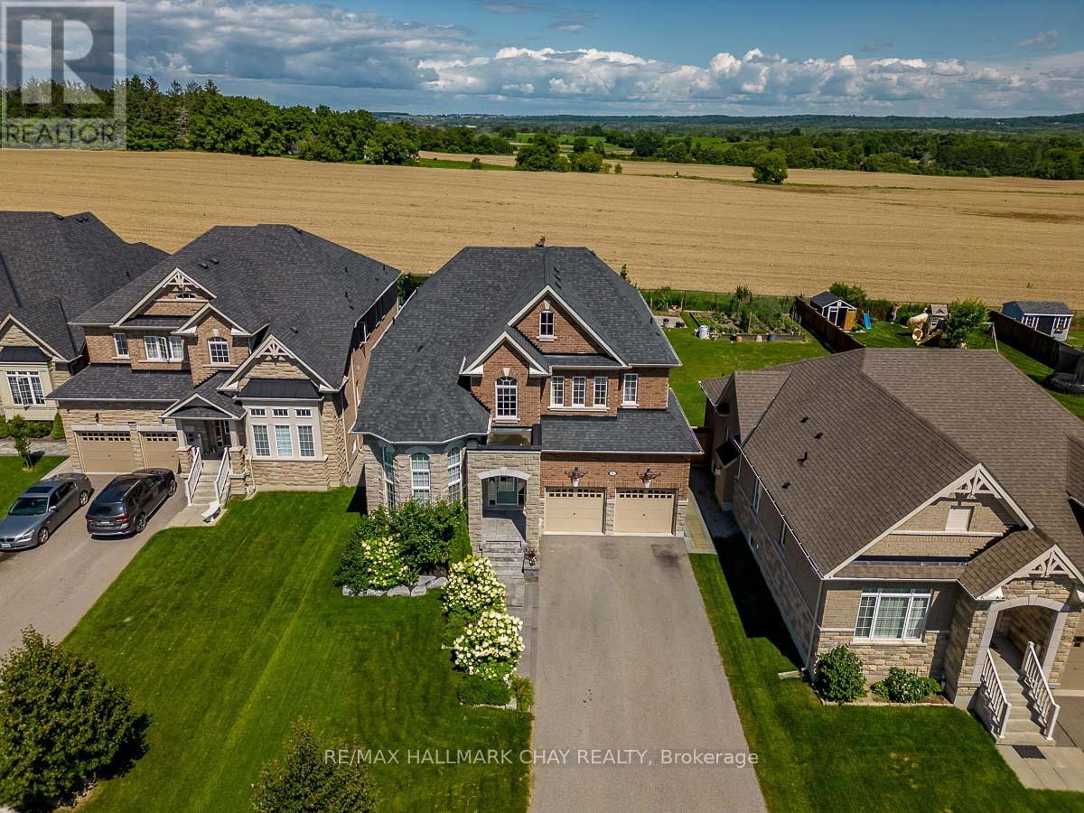 51 Cloverhill Crescent, Innisfil, Ontario  L0L 1L0 - Photo 2 - N12255502