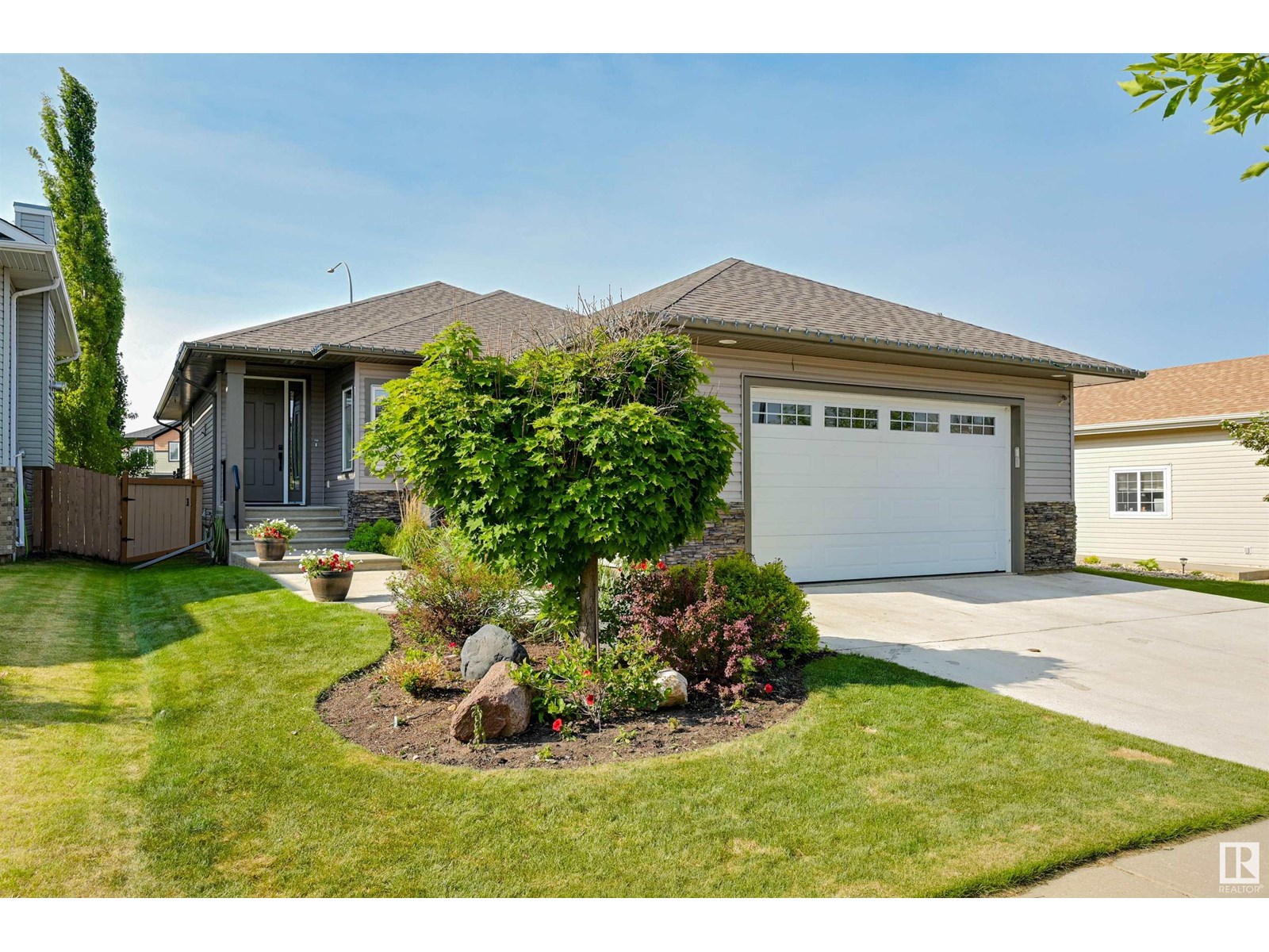 99 Walters Pl, Leduc, Alberta  T9E 0G3 - Photo 2 - E4445252