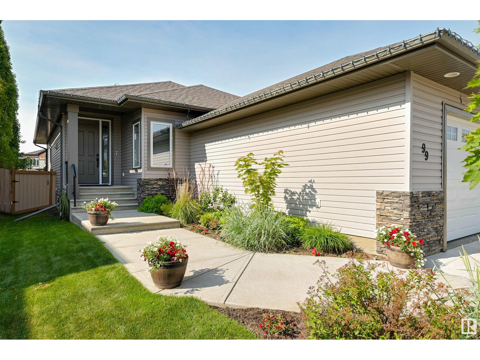 99 Walters Pl, Leduc, Alberta  T9E 0G3 - Photo 3 - E4445252