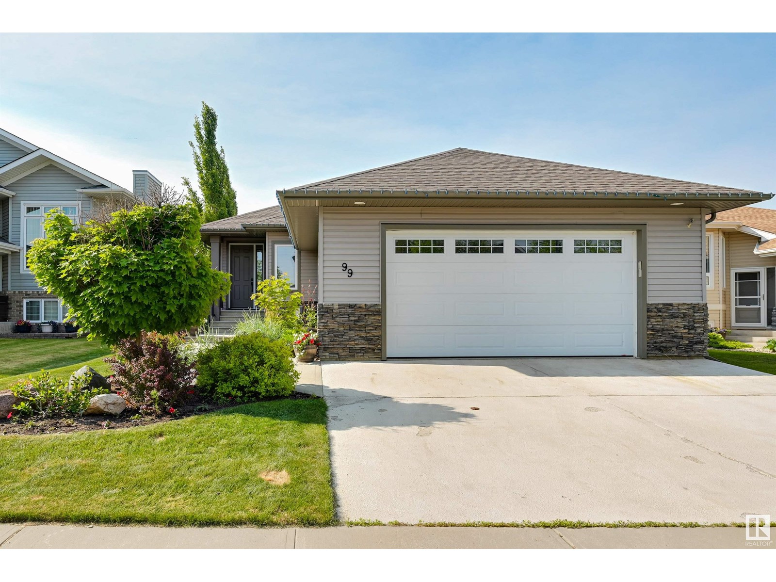 99 Walters Pl, Leduc, Alberta  T9E 0G3 - Photo 4 - E4445252