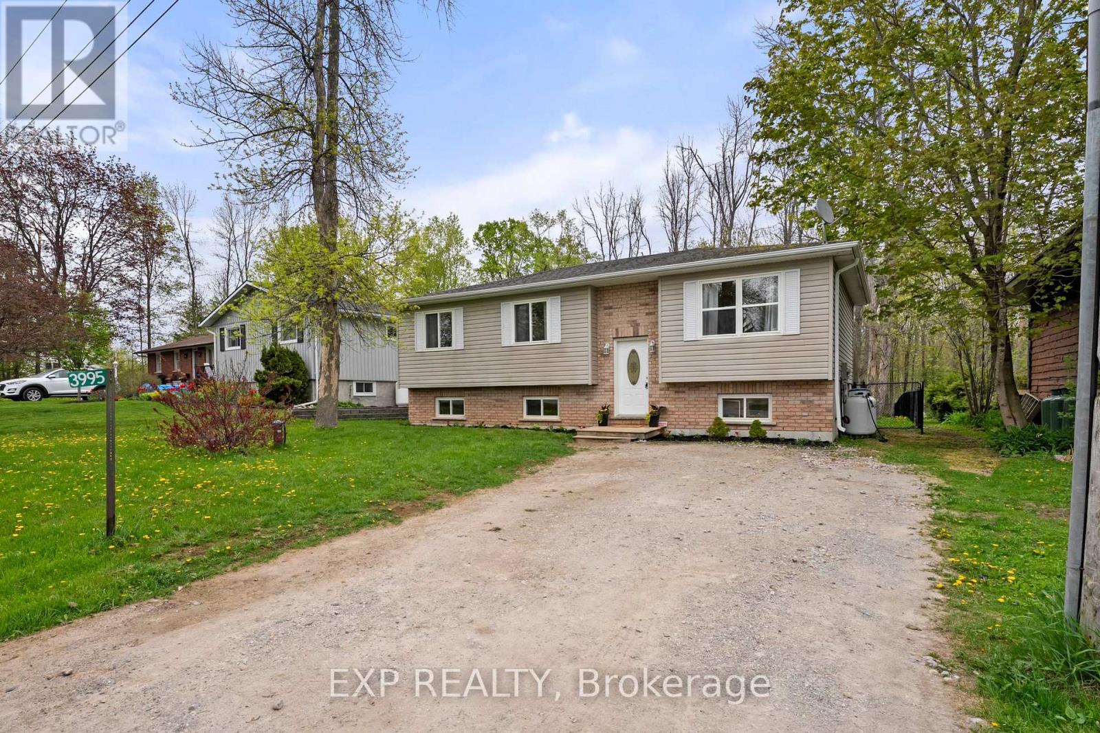 Property at 3995 WOODLAND DRIVE image 3