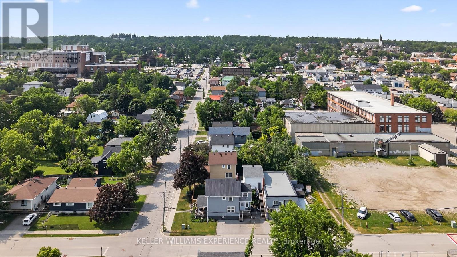 120 Dunlop Street, Orillia, Ontario  L3V 5P4 - Photo 47 - S12255537