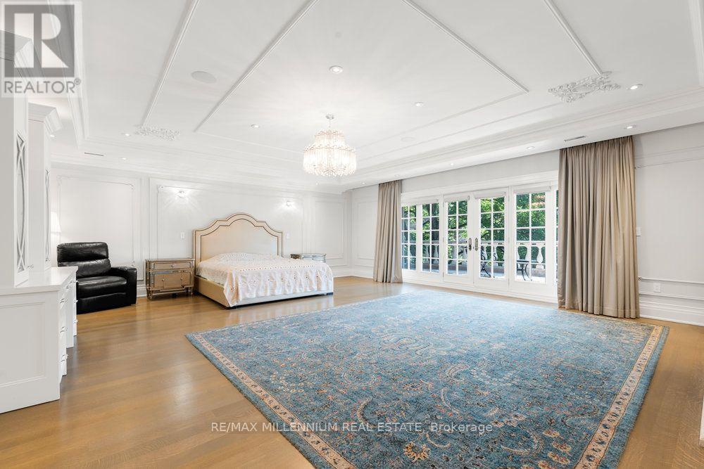 38 Park Lane Circle, Toronto, Ontario  M3C 2N2 - Photo 24 - C12255484