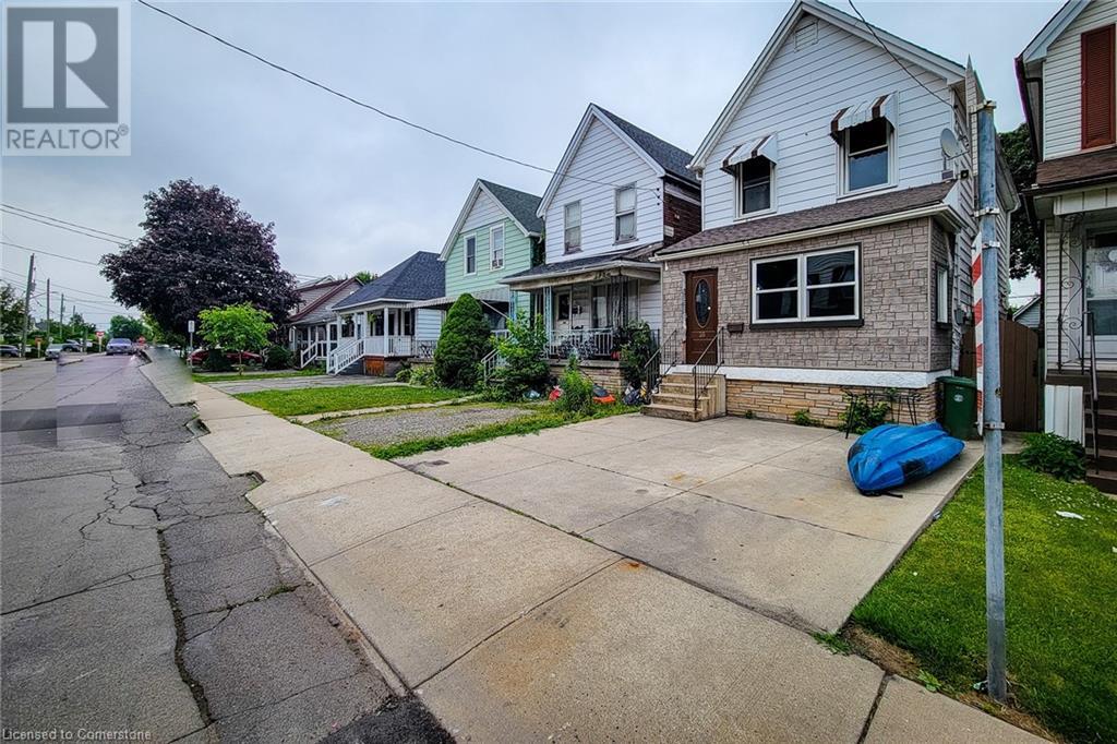 Property at 38 GLENDALE Avenue N image 2