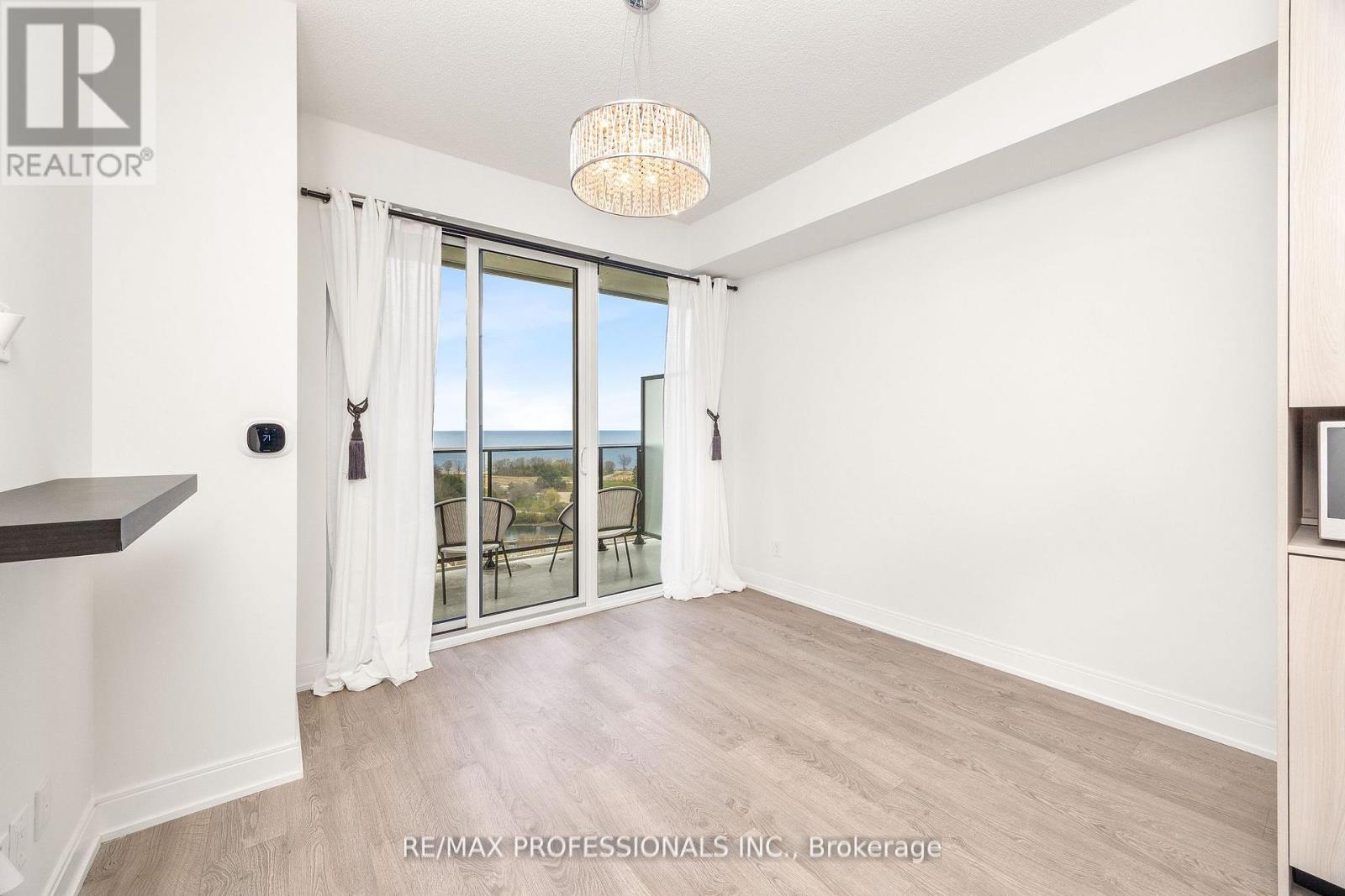 1106 - 70 Annie Craig Drive, Toronto, Ontario M8V 0G2 - Photo 2 - W12255549