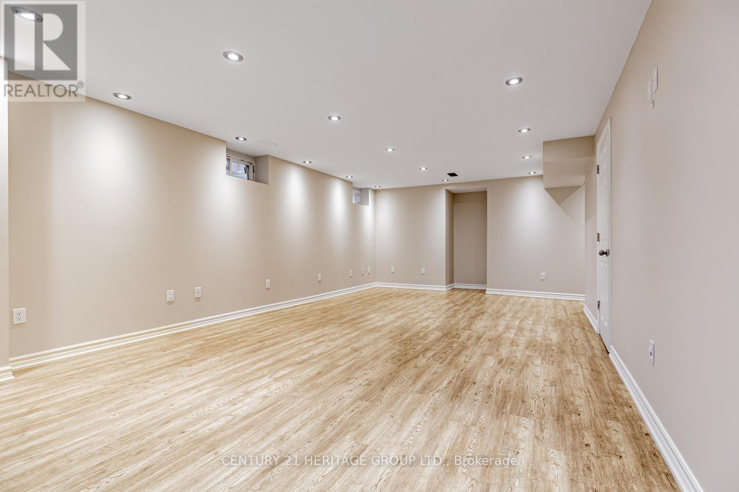 67 Acorn Lane, Bradford West Gwillimbury, Ontario  L3Z 0H5 - Photo 26 - N12225533