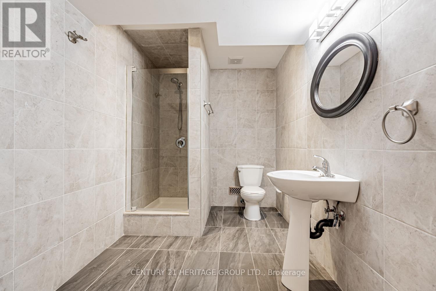 67 Acorn Lane, Bradford West Gwillimbury, Ontario  L3Z 0H5 - Photo 29 - N12225533