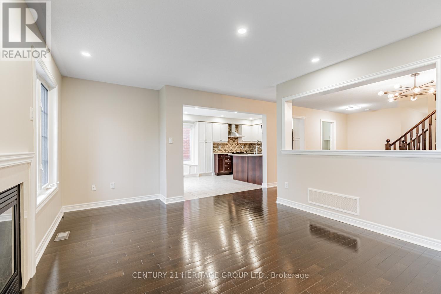 67 Acorn Lane, Bradford West Gwillimbury, Ontario  L3Z 0H5 - Photo 15 - N12225533