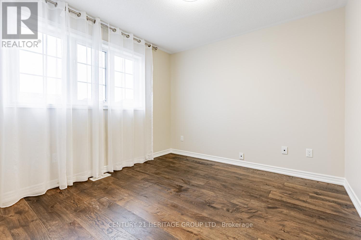67 Acorn Lane, Bradford West Gwillimbury, Ontario  L3Z 0H5 - Photo 23 - N12225533