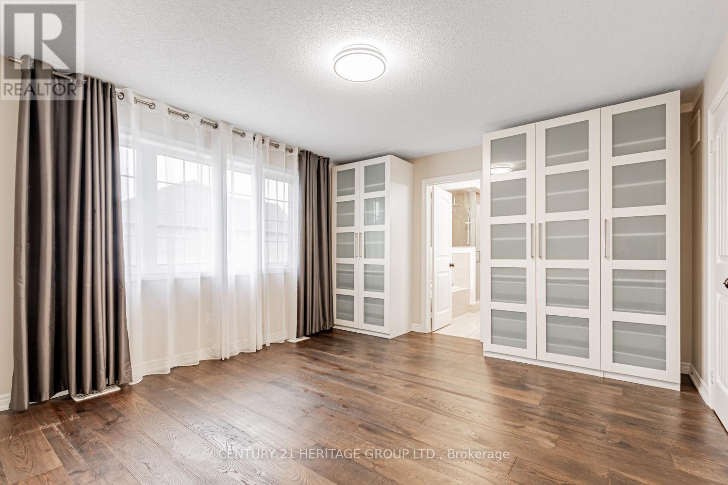 67 Acorn Lane, Bradford West Gwillimbury, Ontario  L3Z 0H5 - Photo 17 - N12225533