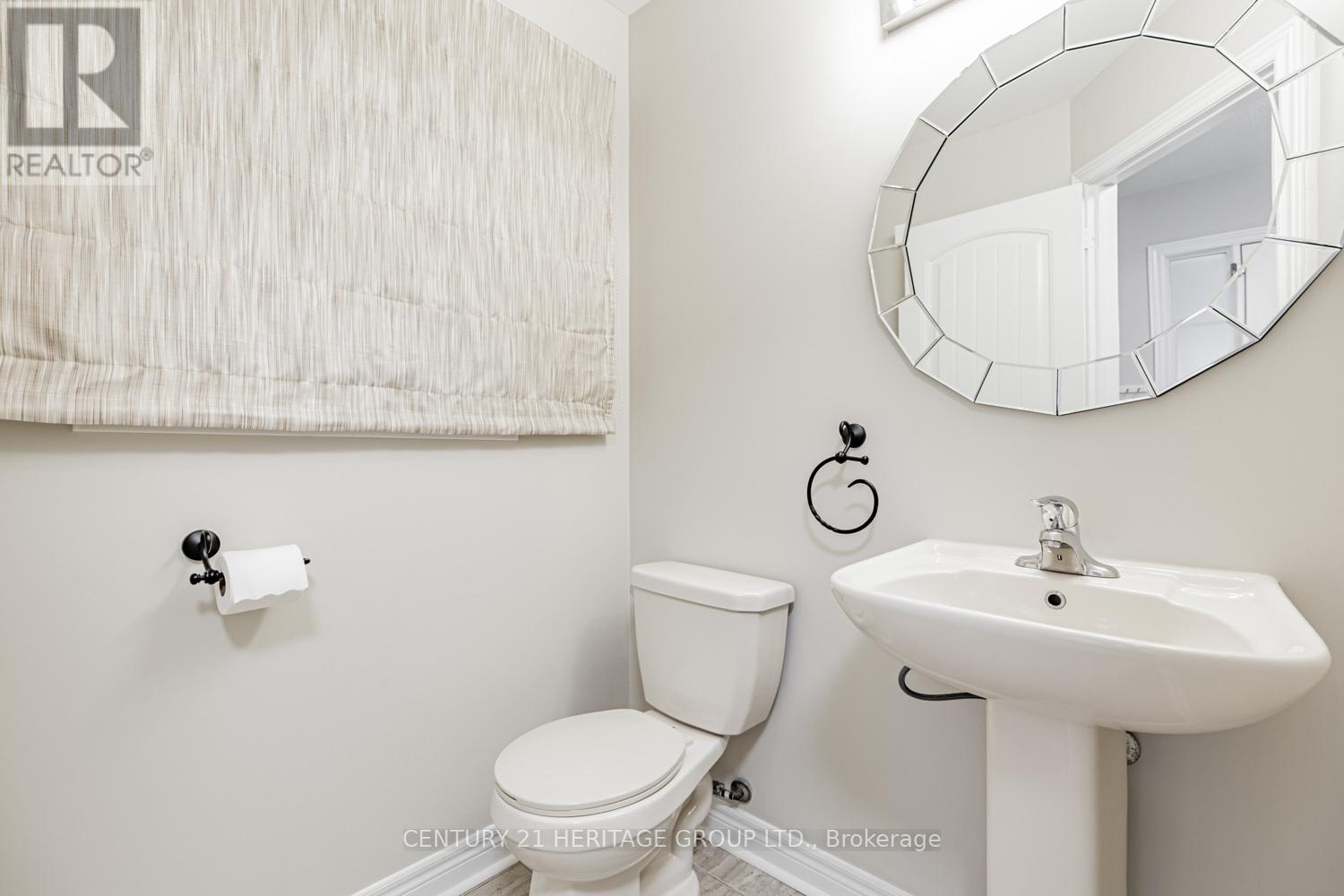67 Acorn Lane, Bradford West Gwillimbury, Ontario  L3Z 0H5 - Photo 30 - N12225533