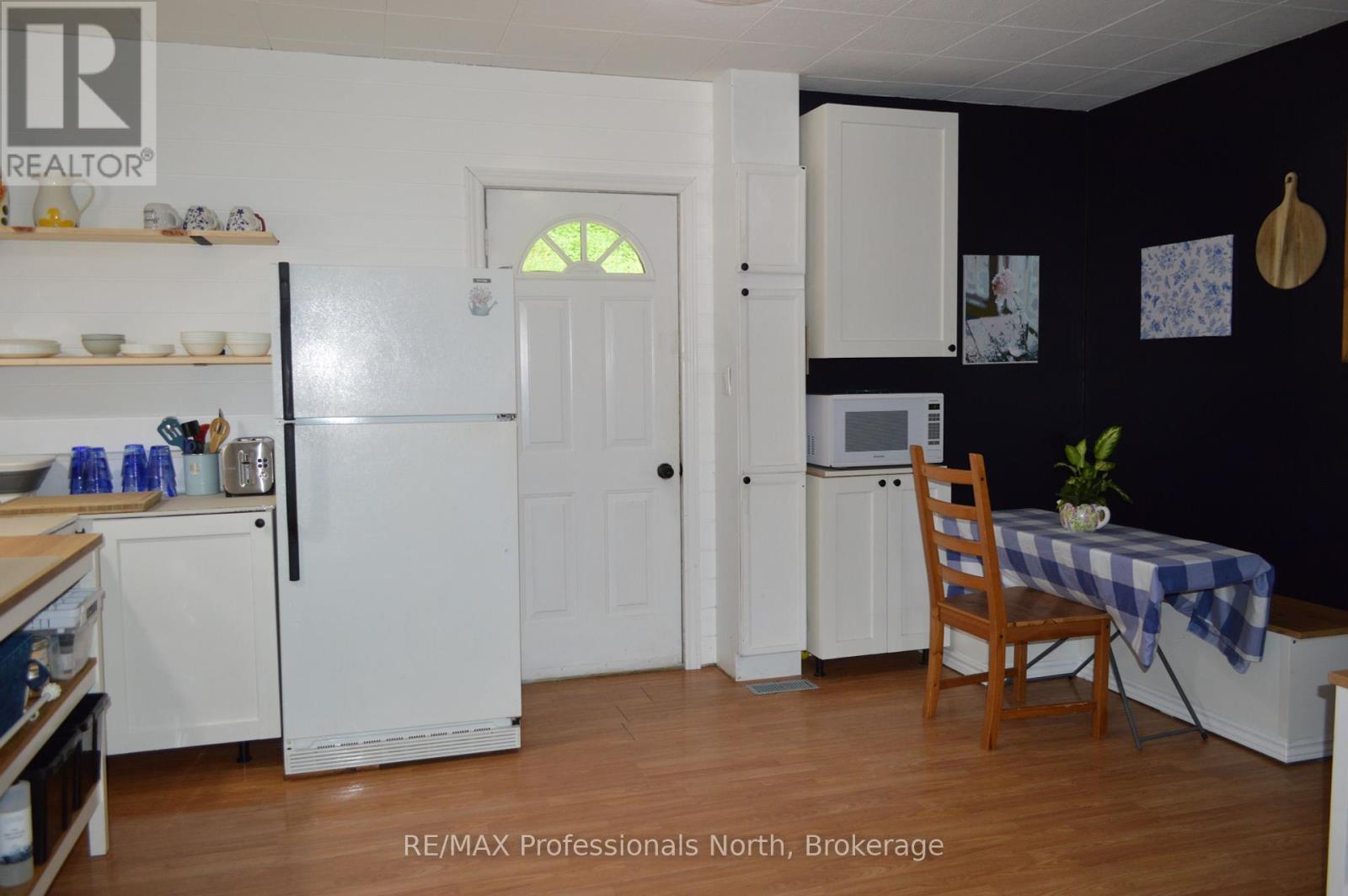 72 Bobcaygeon Road, Minden Hills, Ontario  K0M 2K0 - Photo 28 - X12255616