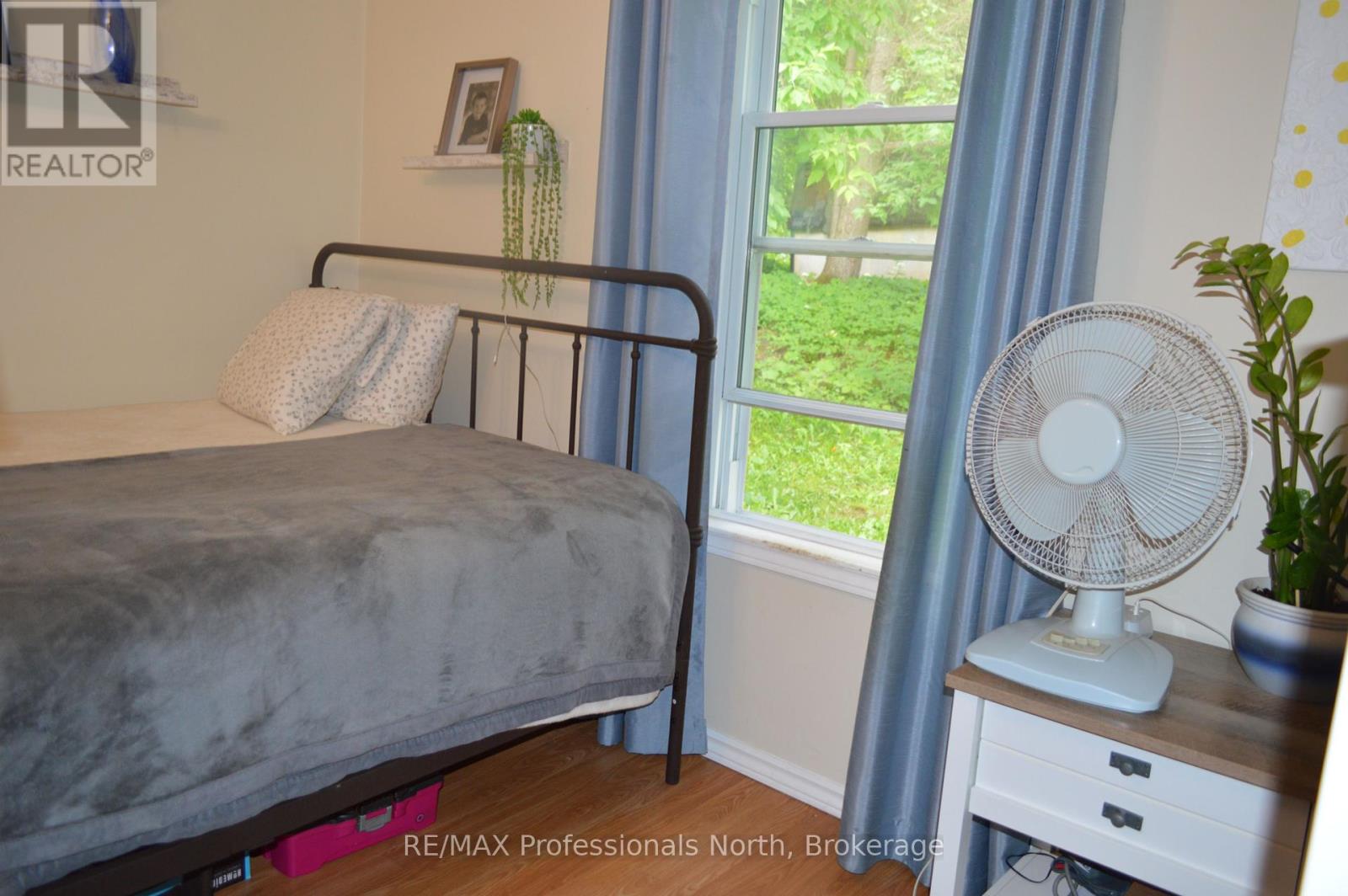 72 Bobcaygeon Road, Minden Hills, Ontario  K0M 2K0 - Photo 32 - X12255616
