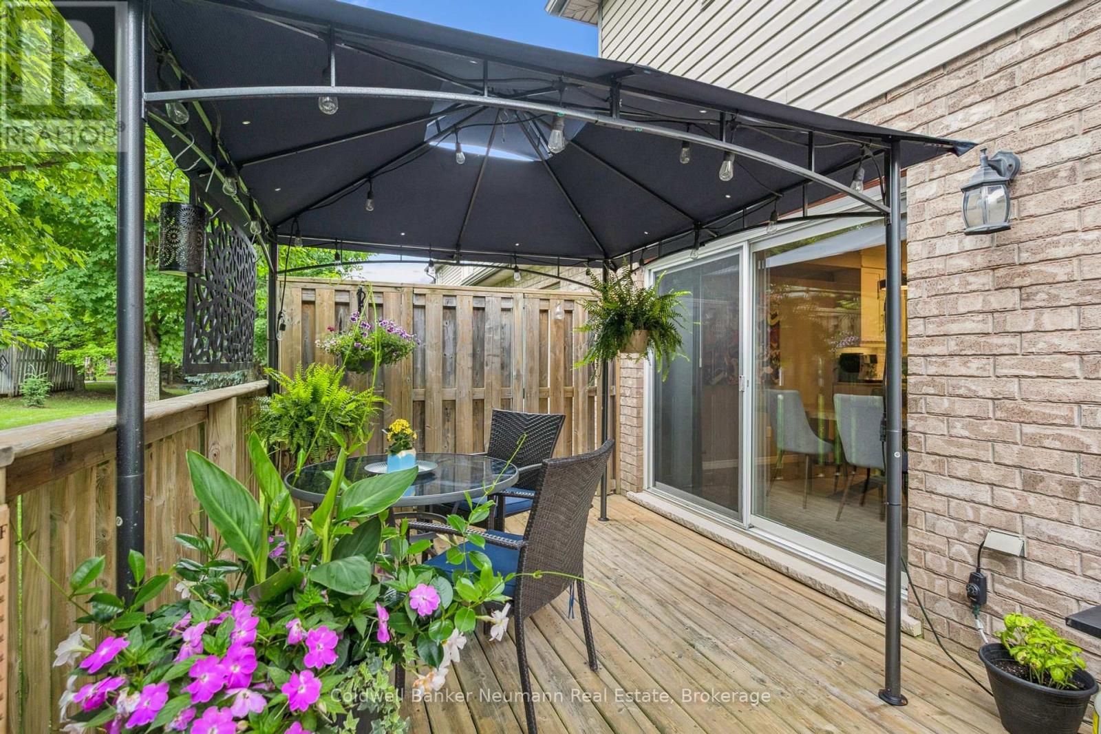 26 - 255 Summerfield Dr, Guelph, Ontario  N1L 0E1 - Photo 39 - X12255644