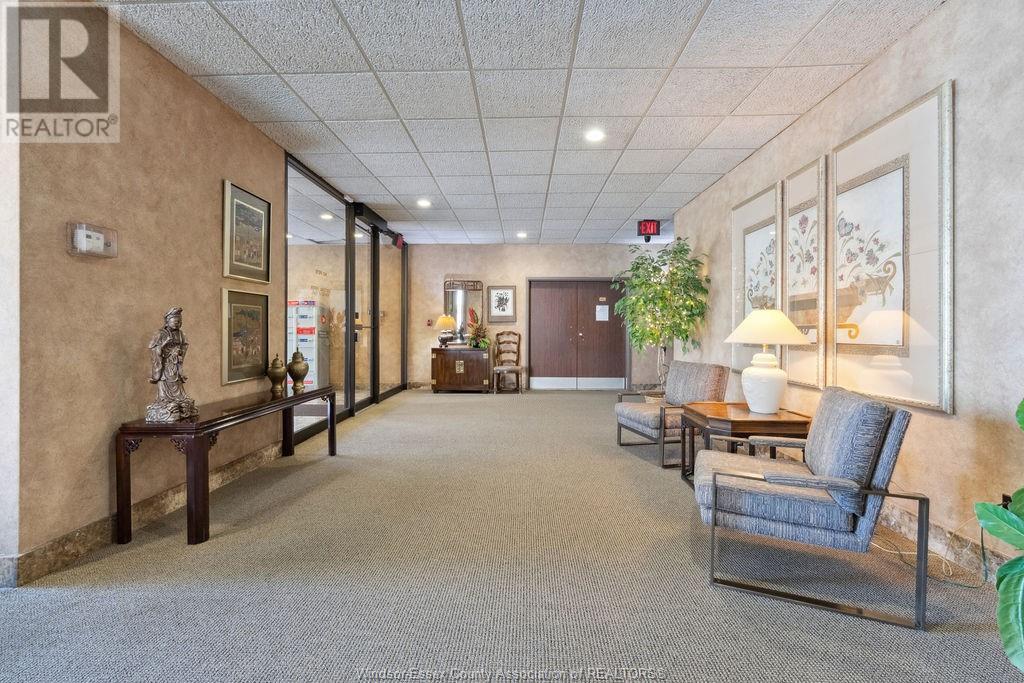 Property at 3663 RIVERSIDE DRIVE East Unit# 306 image 3