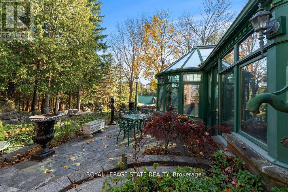 492 Governors Road, Hamilton, Ontario  L9H 5E3 - Photo 25 - X12255466