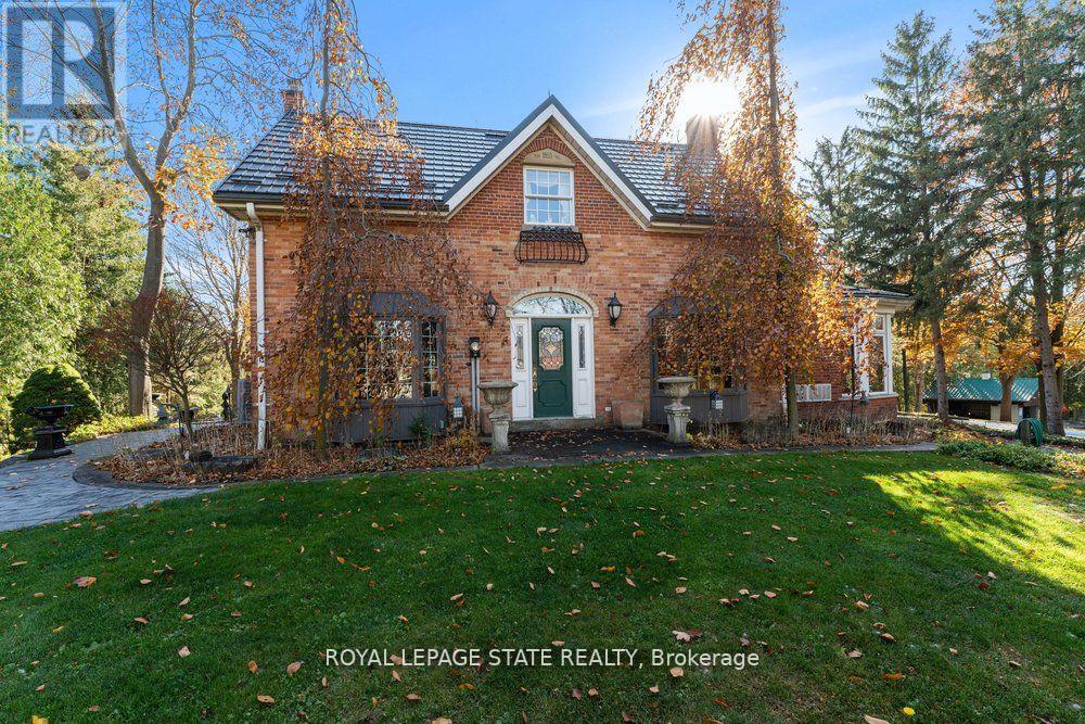 492 Governors Road, Hamilton, Ontario  L9H 5E3 - Photo 26 - X12255466
