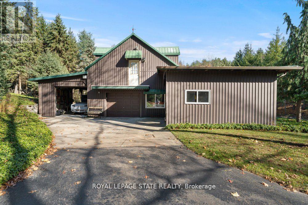 492 Governors Road, Hamilton, Ontario  L9H 5E3 - Photo 32 - X12255466