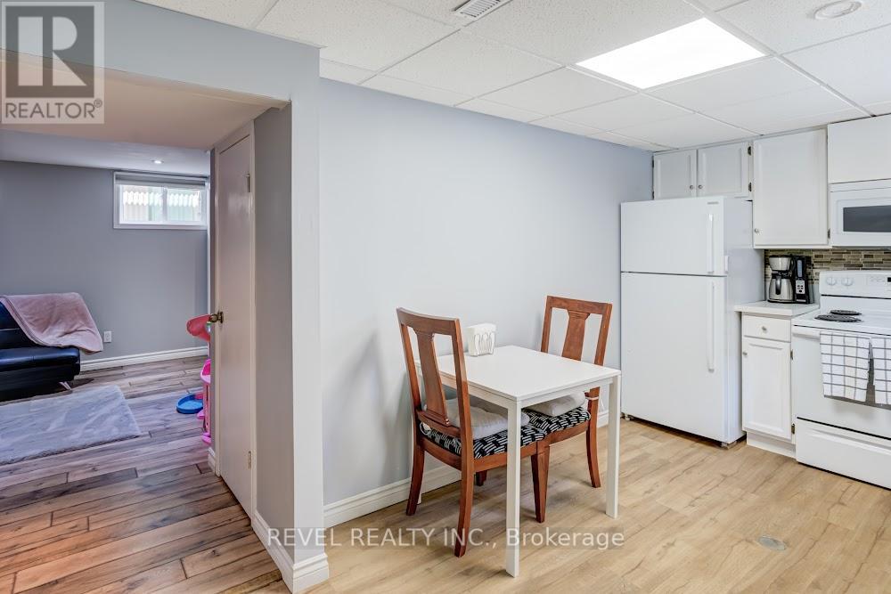 42 Terrace Drive, Hamilton, Ontario  L9A 2Y6 - Photo 29 - X12255544