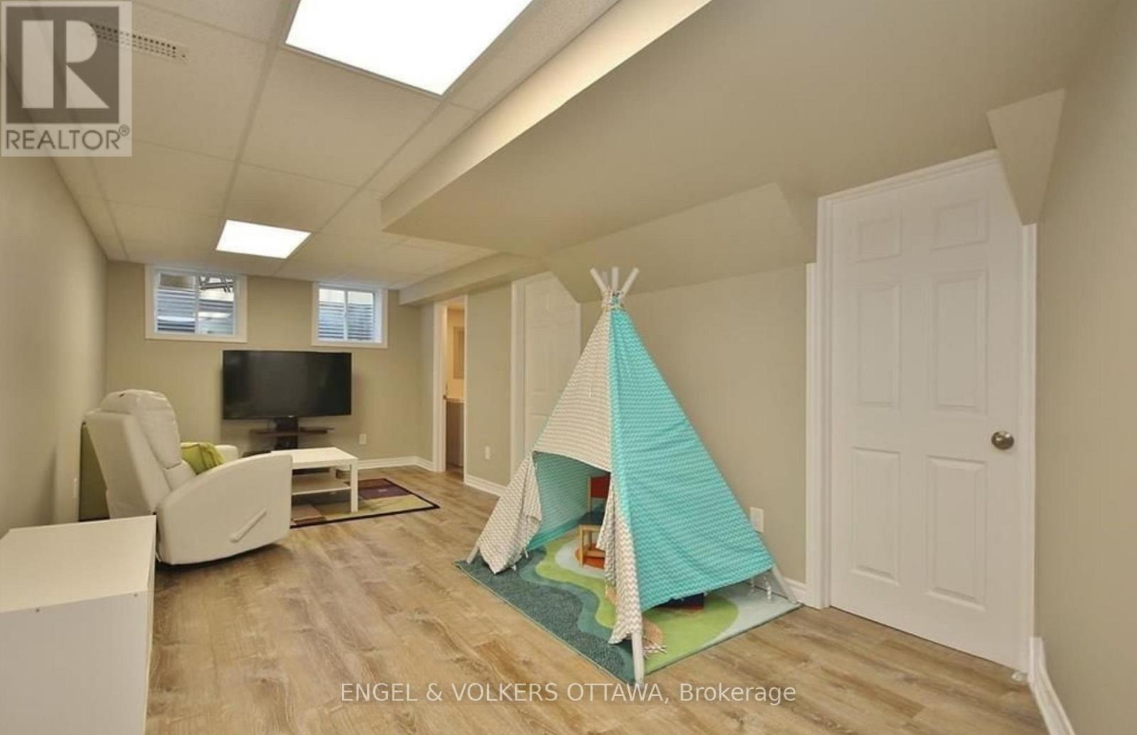 308 Song Sparrow Street, Ottawa, Ontario  K2J 5W5 - Photo 26 - X12255640