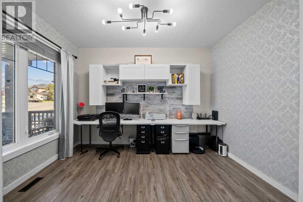 Property at 277 Crystal Shores Drive image 5