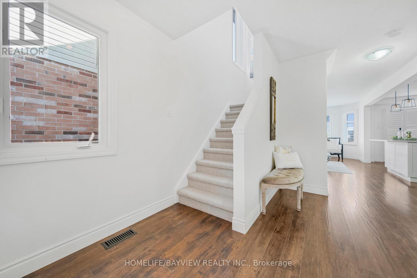 Property at 920 DUNBLANE COURT image 2