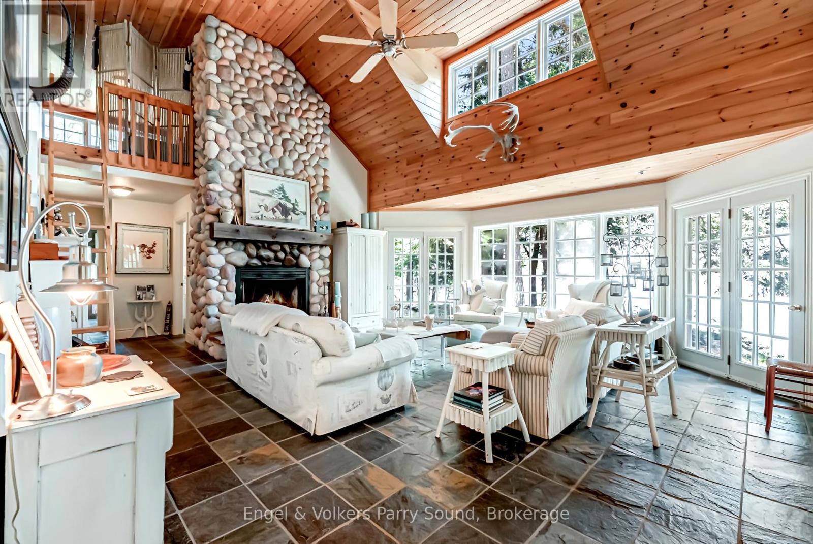 6 29c Mowat Island, Carling, Ontario  P0G 1G0 - Photo 12 - X12252116