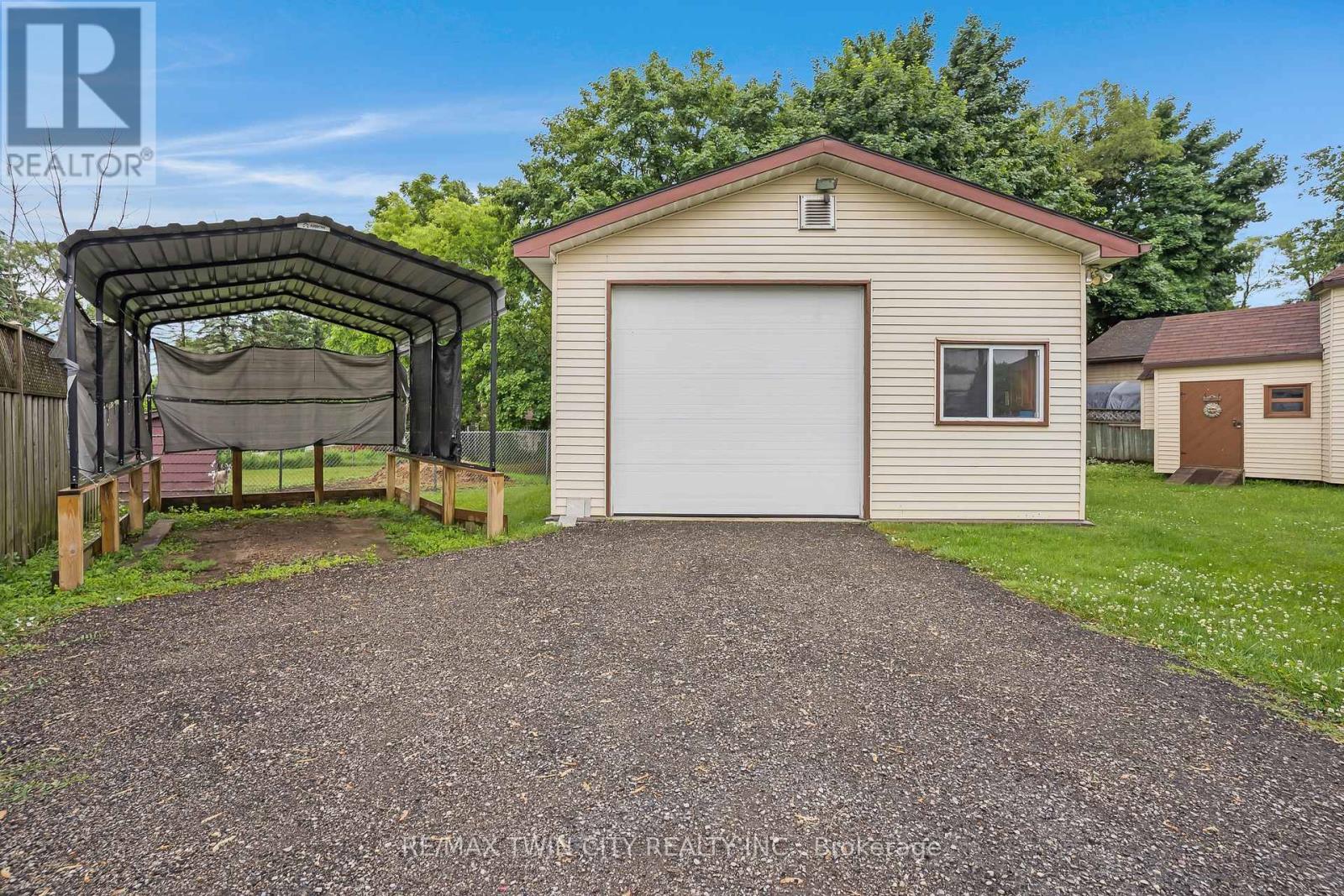 7011 Wellington Rd 124 Road, Guelph/eramosa, Ontario  N1H 6J4 - Photo 38 - X12244606