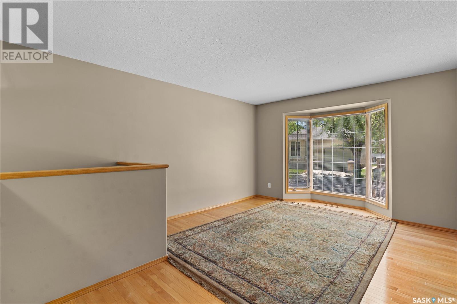 Property at 3734 Queens GATE image 4