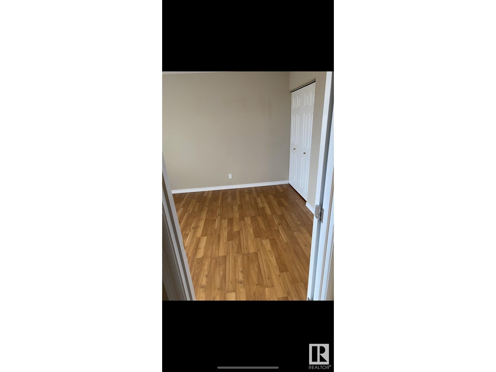 Property at #61 11255 31 AV NW image 5