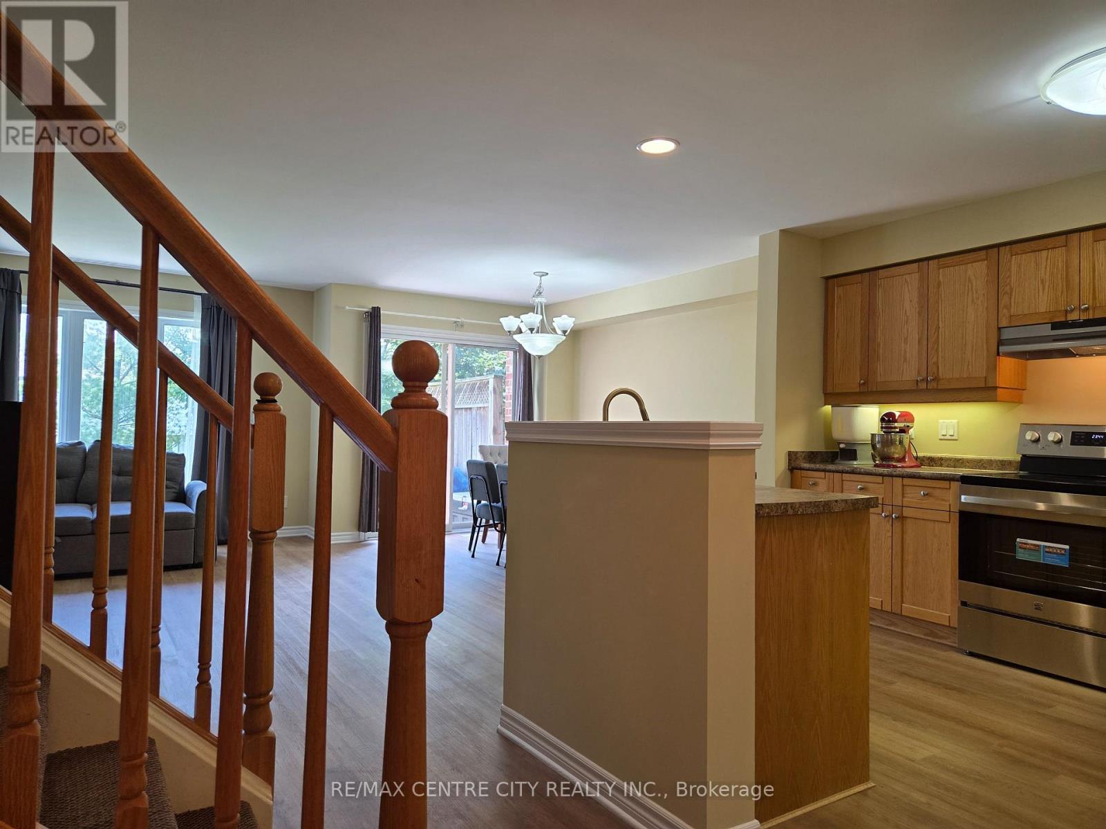 16 - 508 Sunnystone Road, London North, Ontario  N5X 4R5 - Photo 4 - X12255707