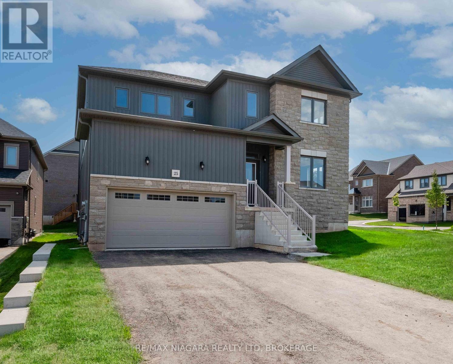 Property at 25 ORIOLE CRESCENT image 1