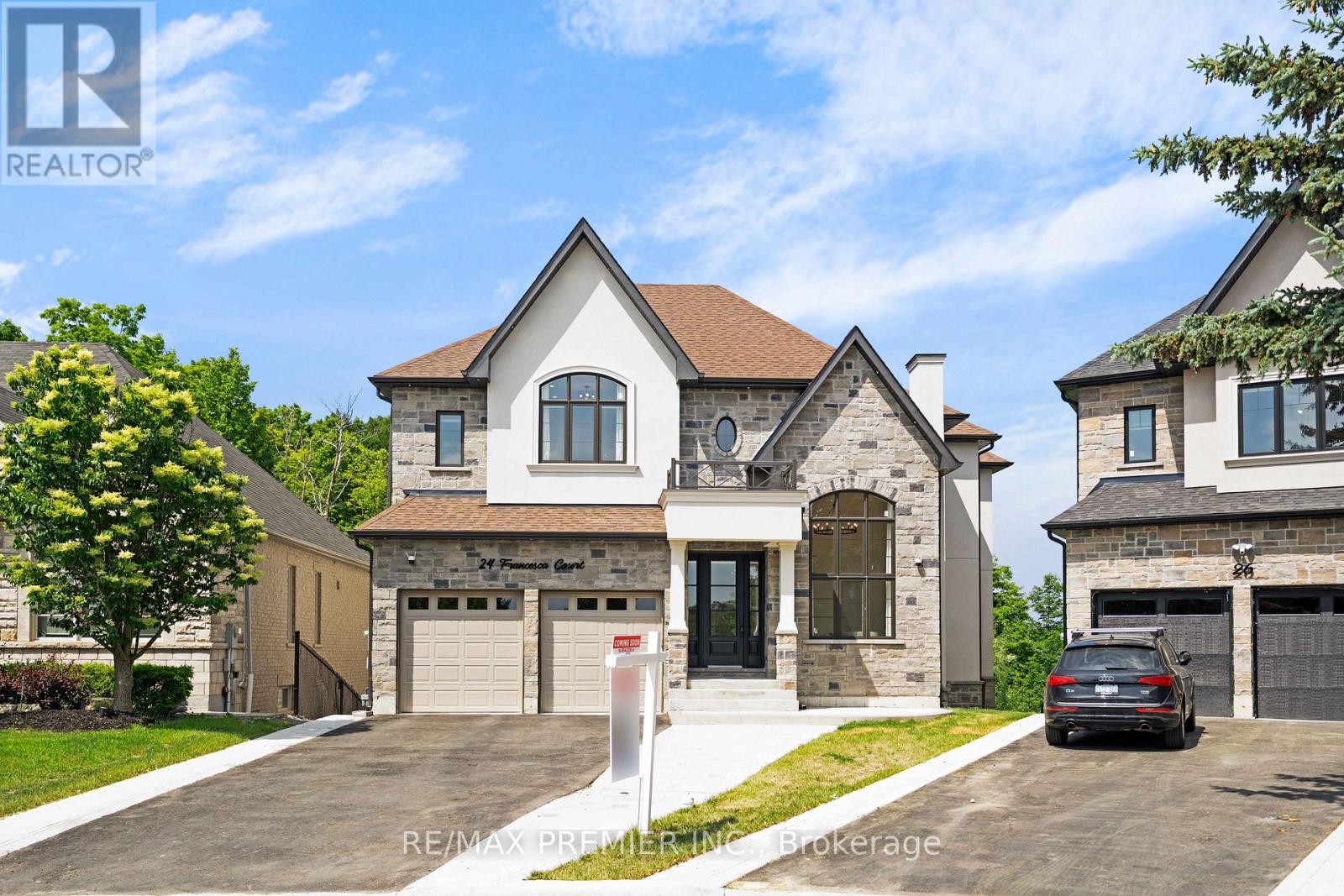 Property at 24 FRANCESCA COURT image 2