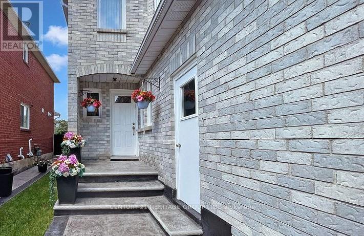 Property at 46 VENICE CRESCENT image 2